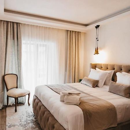 The Berg'S 2 Hotel Ocna Mures Bagian luar foto
