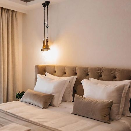 The Berg'S 2 Hotel Ocna Mures Bagian luar foto